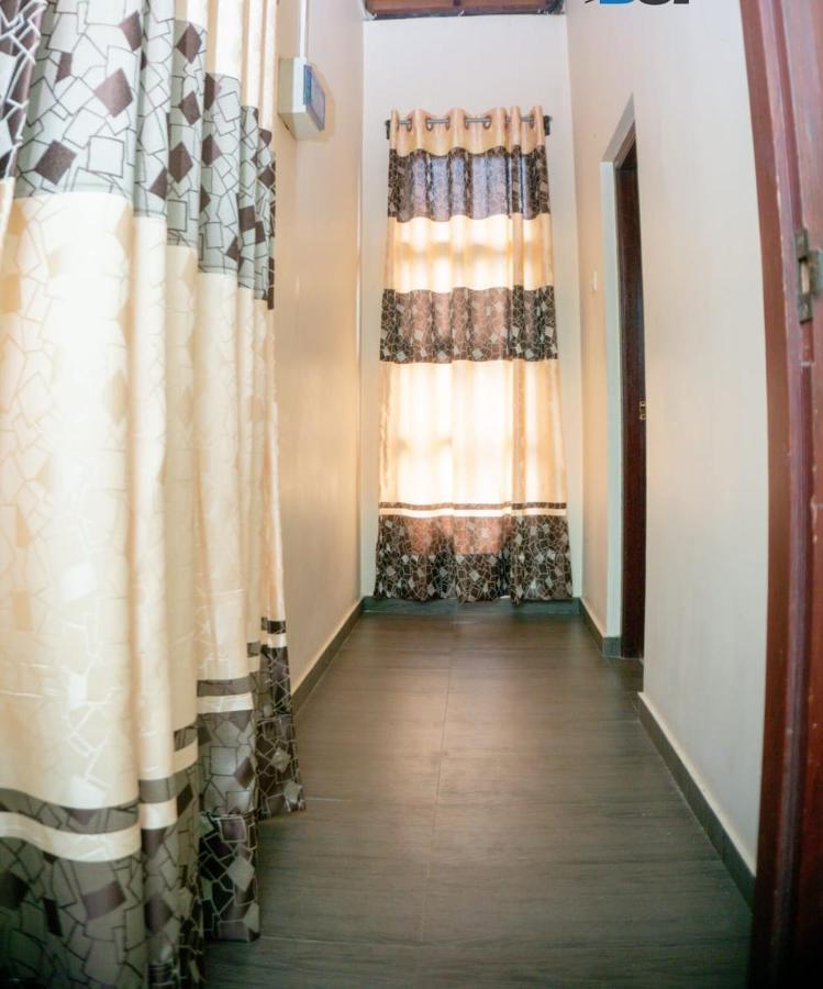 Airport Villa D 87 カトゥナカヤ エクステリア 写真
